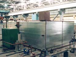 Монтаж системы отопления модульной сушильной камеры с объемами загрузки 60 куб. метров условного пиломатериала.
